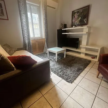 L'atypique Coeur De - Clim Et Parking Apartment Nimes